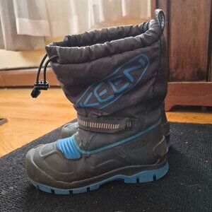 Keen Winter Boot Size 2